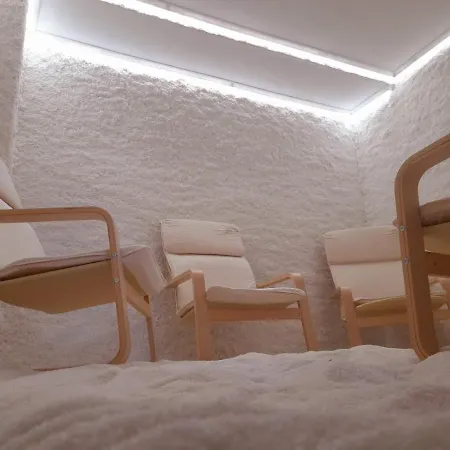 Paradise In The Mountain * Banszko