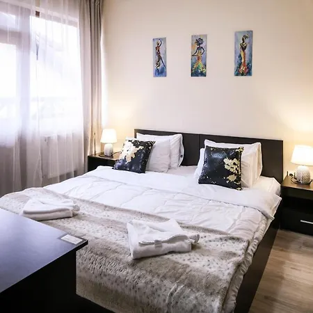 Paradise In The Mountain * Banszko