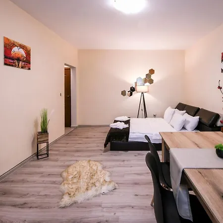 Mountain Paradise Hotel *
