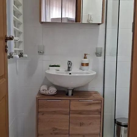 Paradise In The Mountain * Banszko