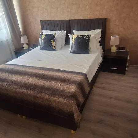 Paradise In The Mountain * Banszko