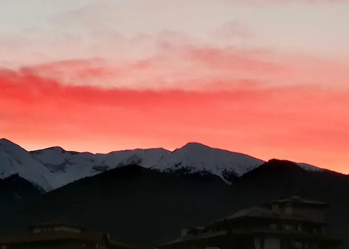 Paradise In The Mountain بانسكو