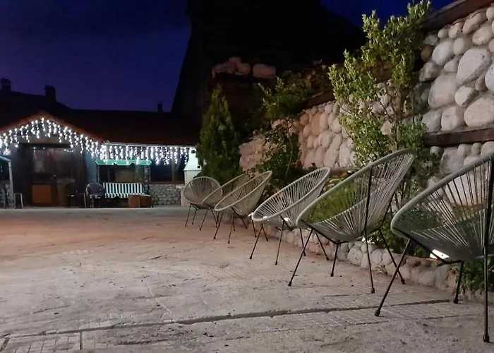 Paradise In The Mountain فندق بانسكو