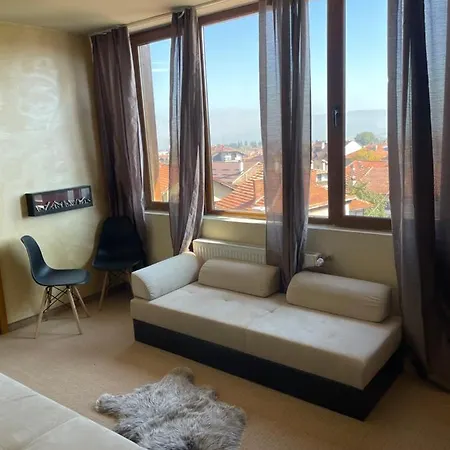 Paradise In The Mountain 반스코