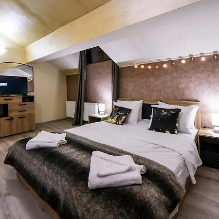 Family Lift Hotel *