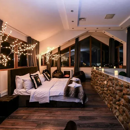 Family Lift Hotel