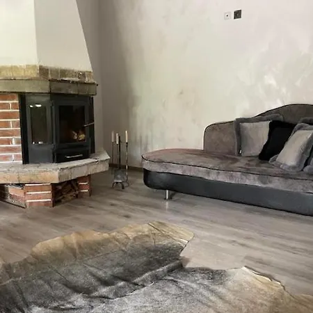 Paradise In The Mountain Hotel *