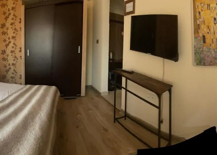 Paradise In The Mountain *